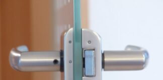 Porte coupe-feu : comment bien la choisir et pour quelles raisons en installer ? Porte coupe-feu